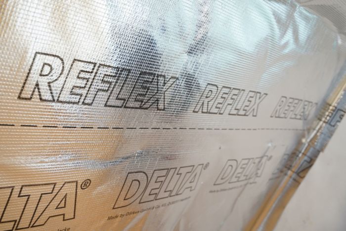 Купить пленка delta-reflex (энергосберегающая 4-слойная пароизоляционная плёнка (1.5х50м) 75м2 